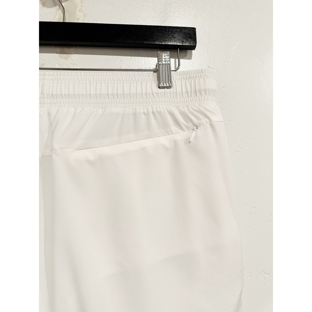 Alo Yoga Men's 7" Unity 2-In-1 Short in White Size Large - Picture 12 of 16